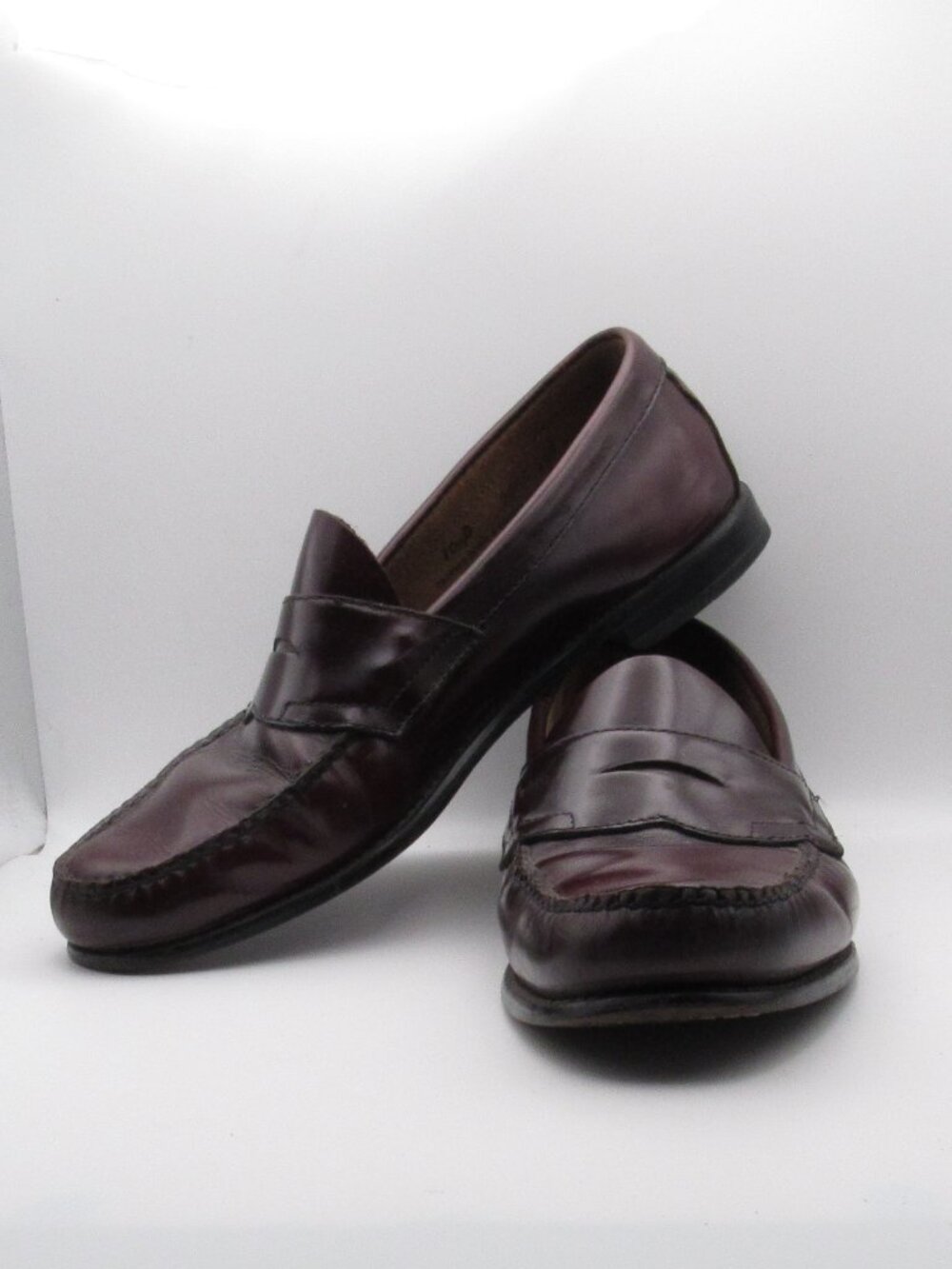Weejuns by GH Bass Burgundy Penny Loafers Size 10.5 Leather
